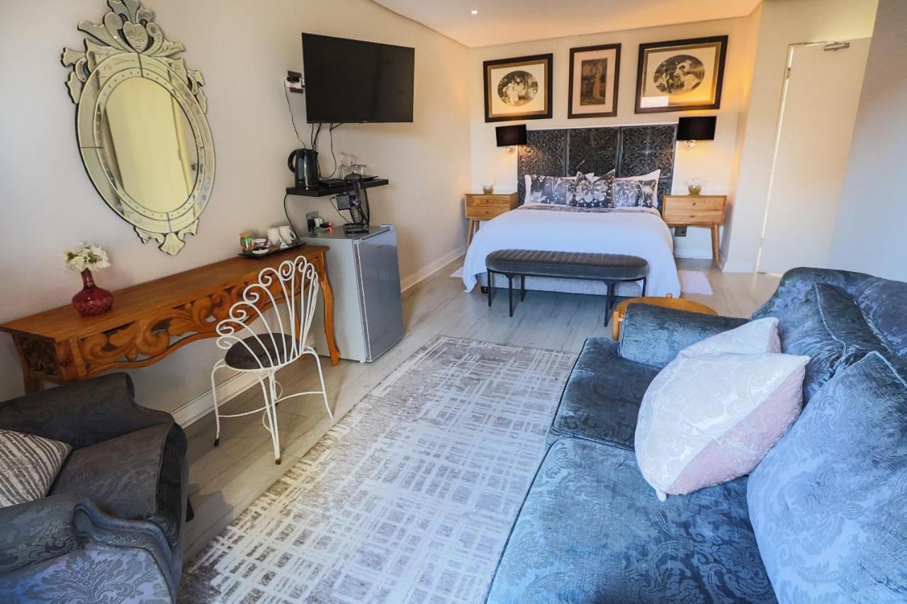 Sea Dreams Guesthouse Баллито Экстерьер фото